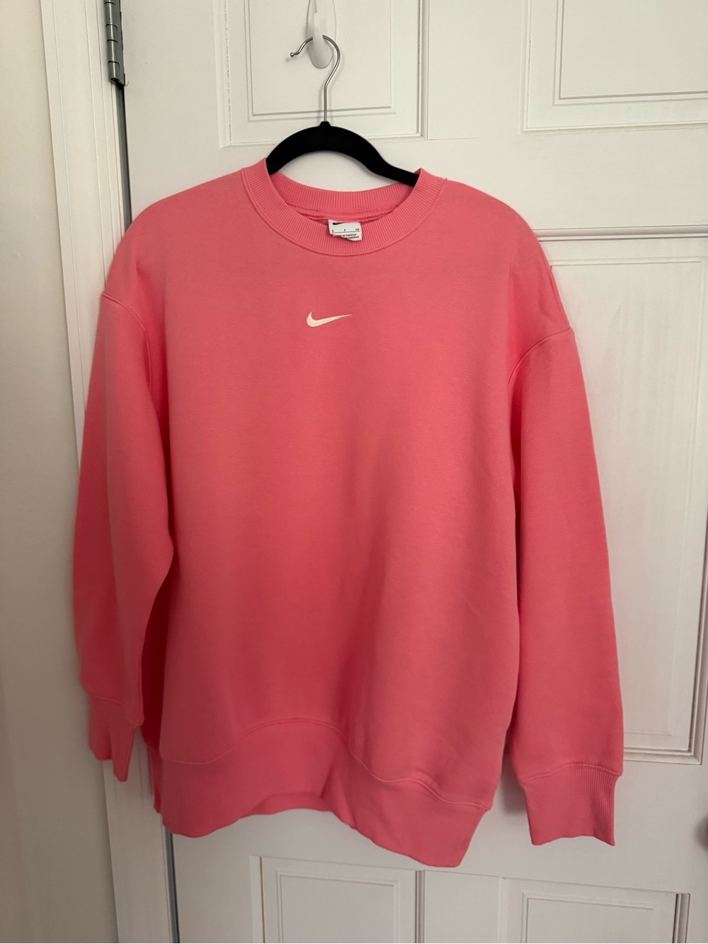 Nike Coral Pink Crewneck Sweatshirt